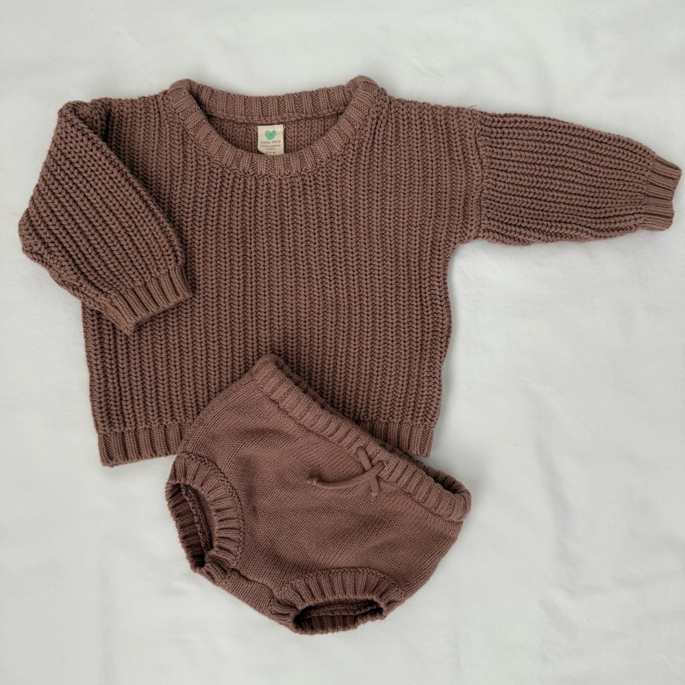 Little Navy Organic Cotton Pullover Sweater & Bloomer Shorts | Brown Sz 6-9 mo